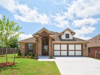 12712 NW 1st Ct, Yukon, OK 73099
