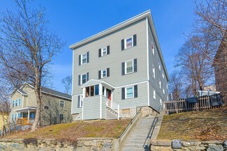 9 Mount Vernon St, Worcester, MA 01605