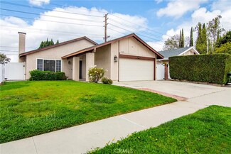4329 Woodglen Dr, Moorpark, CA 93021