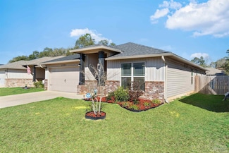 5093 Peach Dr, Milton, FL 32571