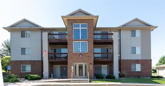 3000 Wilson Ave SW Unit 2, Cedar Rapids, IA 52404