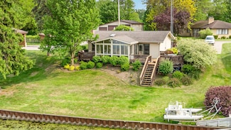 220 Lakeview Dr, Beaverton, MI 48612