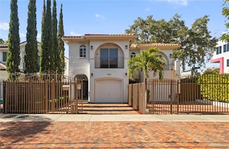 2924 Bridgeport Ave, Miami, FL 33133