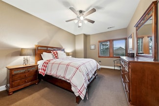 11898 Hope Ct, Truckee, CA 96161