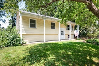 11 Maple Terrace, Newbury, MA 01951