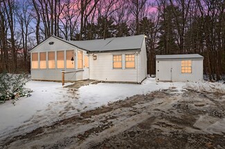 310 Douglas St, Uxbridge, MA 01569