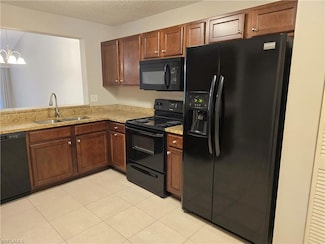 605 Squire Cir Unit 203, Naples, FL 34104