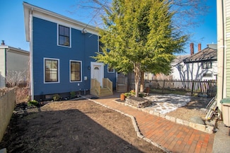 29A Pine St, Portland, ME 04102