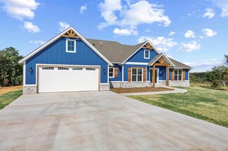 3048 Road Runner Ct, Guthrie, OK 73044