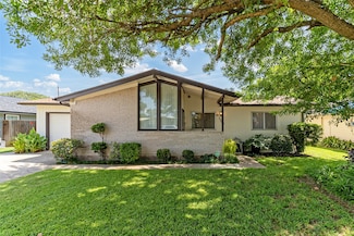 1502 W 11th St, Freeport, TX 77541