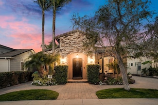 4873 Vista St, San Diego, CA 92116