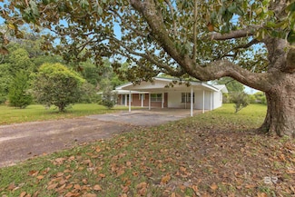 300 W Pedigo Ave, Foley, AL 36535