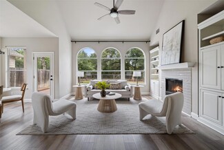 4604 Hibiscus Valley Dr, Austin, TX 78739