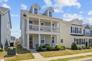 205 Novelty Dr, Greer, SC 29651