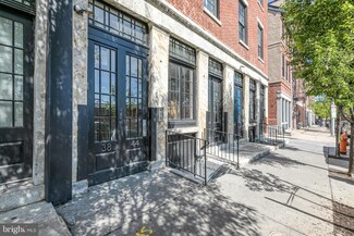 38 N Front St Unit 2E, Philadelphia, PA 19106