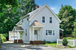 13 Forest Ave, Hudson, MA 01749