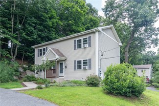 161 New River Rd, Manville, RI 02838