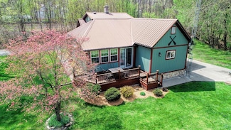 111 Railroad St, Mapleton, PA 17052