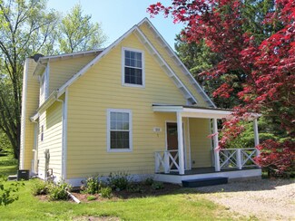 215 E Jefferson St, New Buffalo, MI 49117