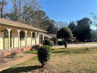 2274 Greenway Dr, Decatur, GA 30035