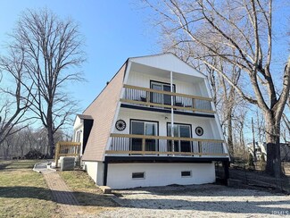 4807 Miami Bend Rd, Logansport, IN 46947