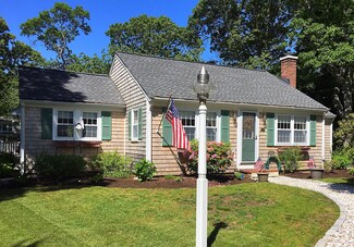 47 Nauhaught Rd, South Yarmouth, MA 02664