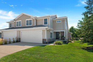 4632 Whispering Pines Cir, Cedar Falls, IA 50613