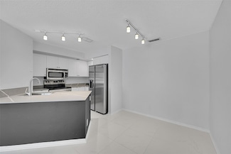 3350 Pinewalk Dr N Unit 1416, Margate, FL 33063