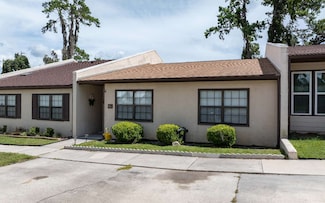 146 SW Crescent St, Lake City, FL 32025