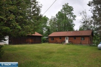 4672 E Raymond Rd, Gilbert, MN 55741