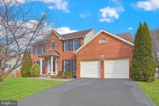 13553 Halifax Dr, Hagerstown, MD 21742