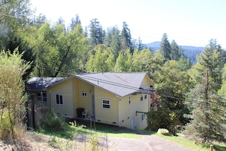 80 Jump Up Ct, Garberville, CA 95542