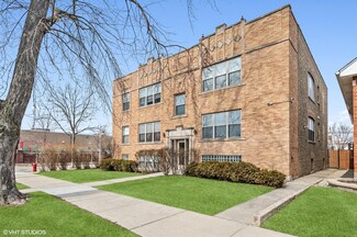 2458 W Grace St Unit 2, Chicago, IL 60618