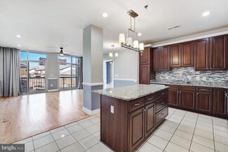 2772 Lighthouse Point E Unit 309, Baltimore, MD 21224