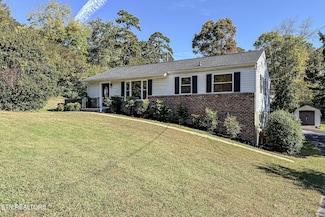 5420 Paula Rd, Knoxville, TN 37912