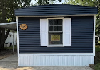 342 N Kenbrook St SE, Grand Rapids, MI 49548