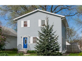 3806 E Ave NE, Cedar Rapids, IA 52402