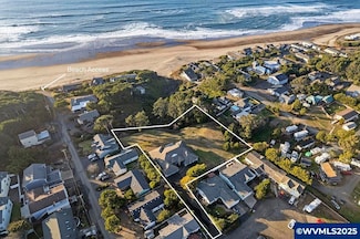 4625 Sussex Ct, Depoe Bay, OR 97341