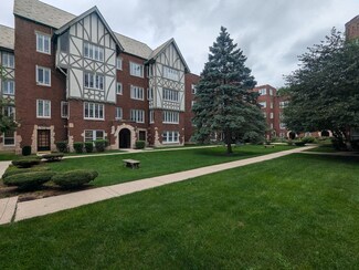 2478 W Estes Ave Unit 3, Chicago, IL 60645