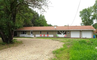 3979 SW Hunter Rd, Towanda, KS 67144