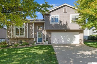 14724 Meredith Ave, Omaha, NE 68116