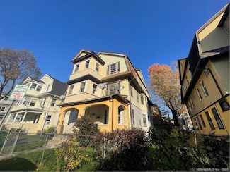 150 Adams St Unit 152, Hartford, CT 06112