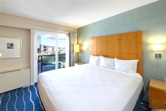 410 Atkinson Dr Unit 1337, Honolulu, HI 96814