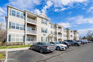 421 Sloan Ct Unit 421, Matawan, NJ 07747