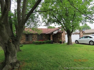 1204 SW 12th Place, Wagoner, OK 74467