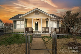 1111 W 4th Ave, Gastonia, NC 28052