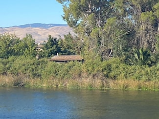 17400 Finck Rd, Tracy, CA 95304