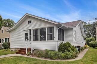 722 S 29th St, South Bend, IN 46615