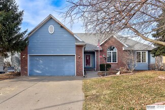 3852 N 209th St, Elkhorn, NE 68022
