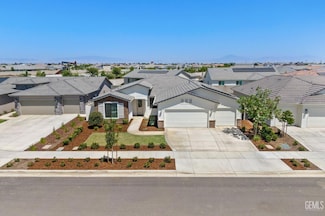 3816 Ames Ln, Bakersfield, CA 93311